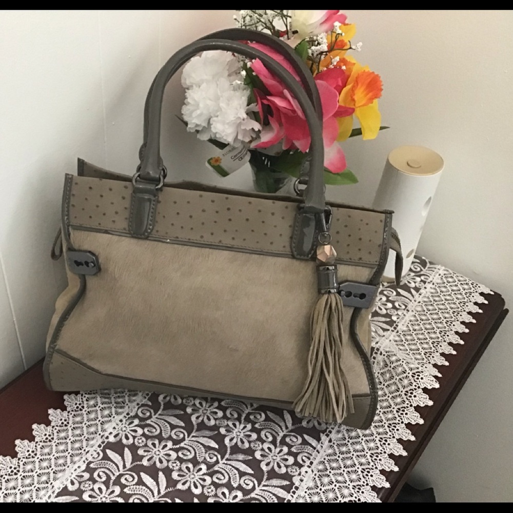 Spacious Warm beige rafē handbag